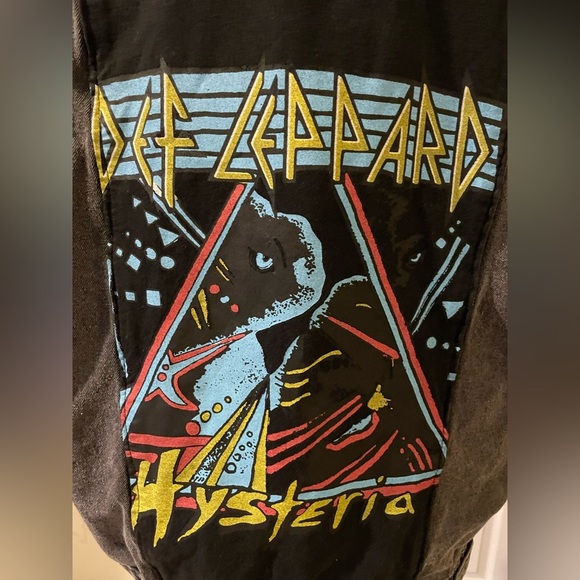Def Leppard Unisex Jacket Faded Black Denim 80s Rock Hysteria Size XS - Picture 5 of 6
